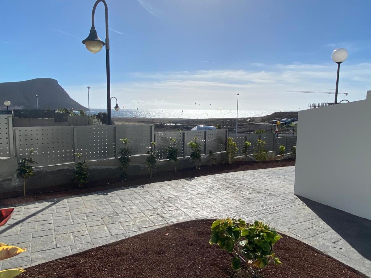 A Beautiful Apartment With A Beach View - La Tejita - El Medano Exterior photo