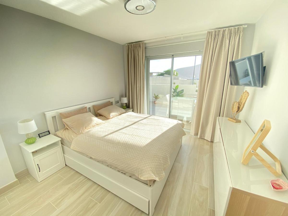 A Beautiful Apartment With A Beach View - La Tejita - El Medano Exterior photo