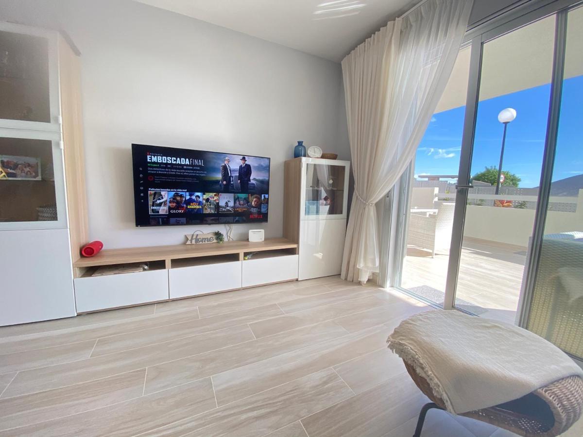A Beautiful Apartment With A Beach View - La Tejita - El Medano Exterior photo