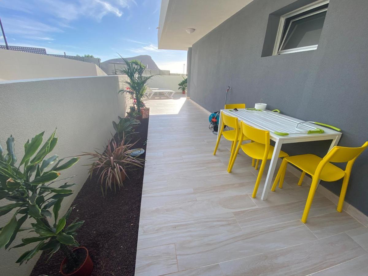 A Beautiful Apartment With A Beach View - La Tejita - El Medano Exterior photo